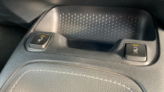 Toyota Corolla 2.0 VVT-i Hybrid Design 5dr CVT Hybrid Estate